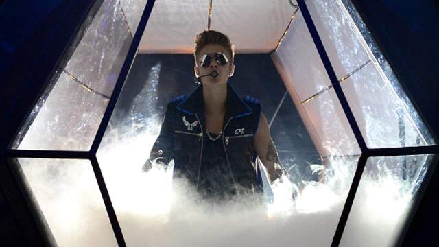 Billboard Music, Justin Bieber, Justin Bieber Space, Justin Bieber Flight