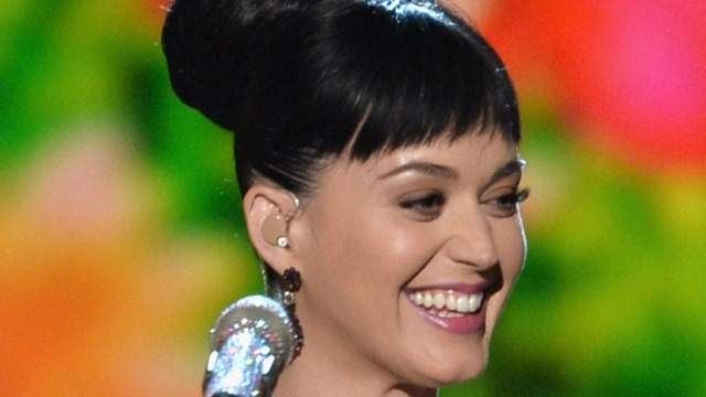 Katy Perry Yesterday Performance Video, Katy Perry Beatles Cover, Katy Perry Beatles Tribute, Katy Perry Beatles 50th Anniversary, Beatles Anniversary Video