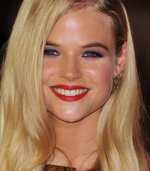 Gabriella Wilde Endless Love, Valentines Day movie, Alex Pettyfer, Gabriella Wilde dating, Gabriella Wilde pregnant, Gabriella Wilde boyfriend