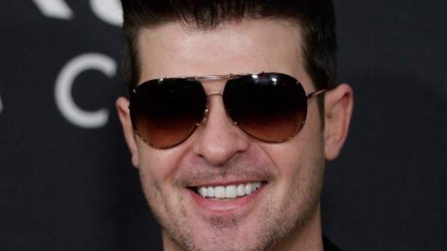 Robin Thicke Paula Patton Winning Back, Robin Thicke Win Back Paula Patton, Robin Thicke Plea, Robin Thicke Public Plea For Paula Patton