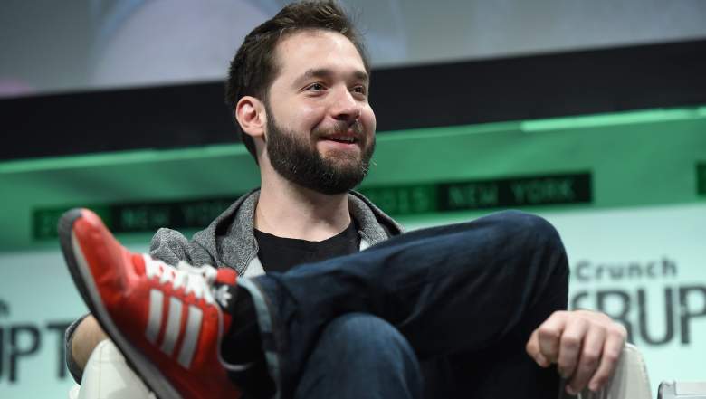 serena williams engaged, alexis ohanian serena williams, alexis ohanian, who is alexis ohanian, alexis ohanian net worth, alexis ohanian reddit, alexis ohanian enagaged, alexis ohanian dating serena williams, serena williams husband, serena williams net worth,