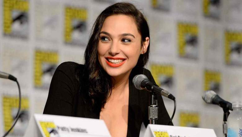 Gal Gadot comic con, Gal Gadot comic con panel, Gal Gadot comic con 2016