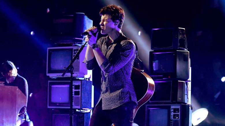 Shawn Mendes MTV VMAs, Shawn Mendes VMAs performance video, Shawn Mendes video