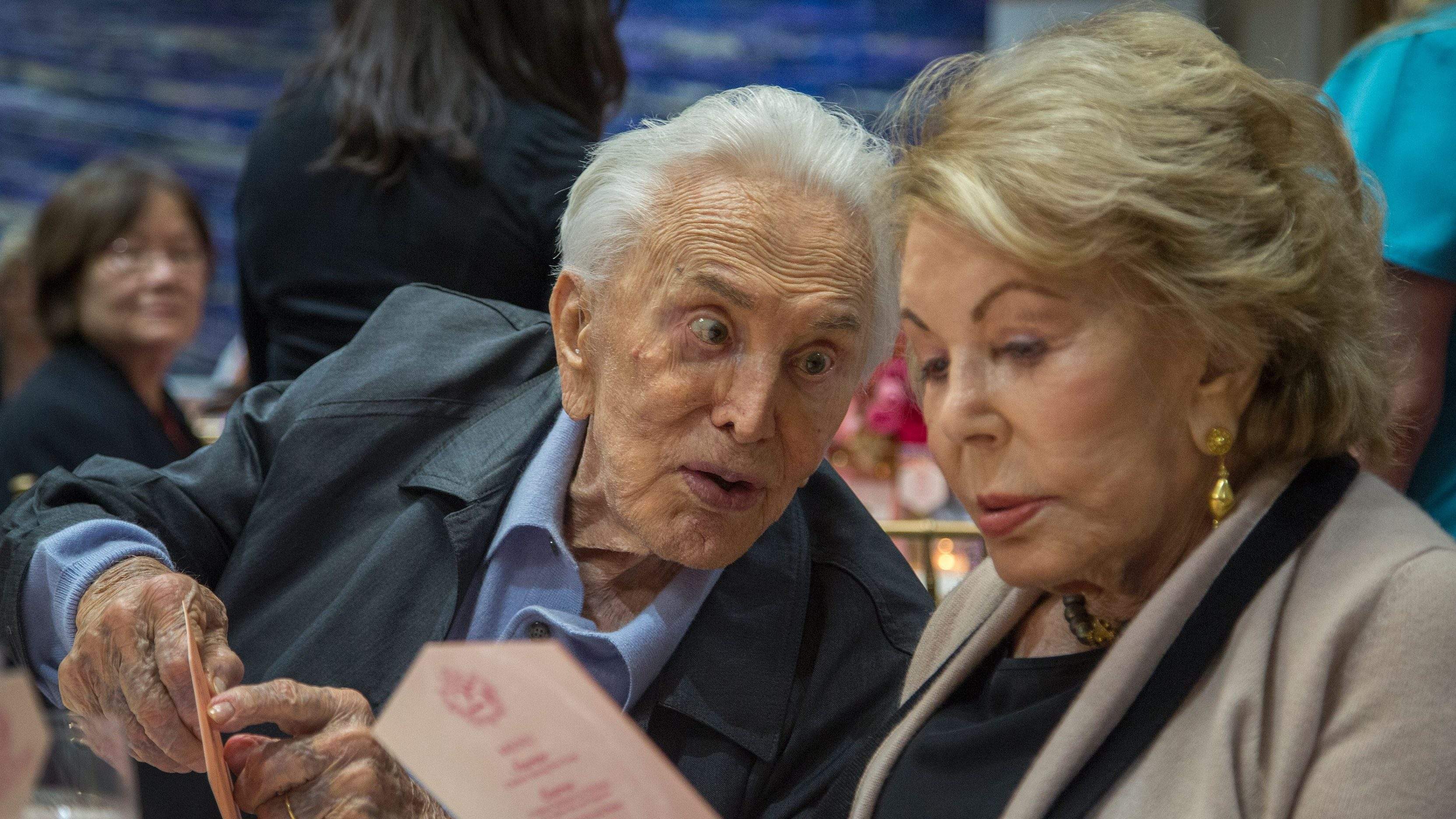 Kirk Douglas age, Kirk Douglas dead, Kirk Douglas wife