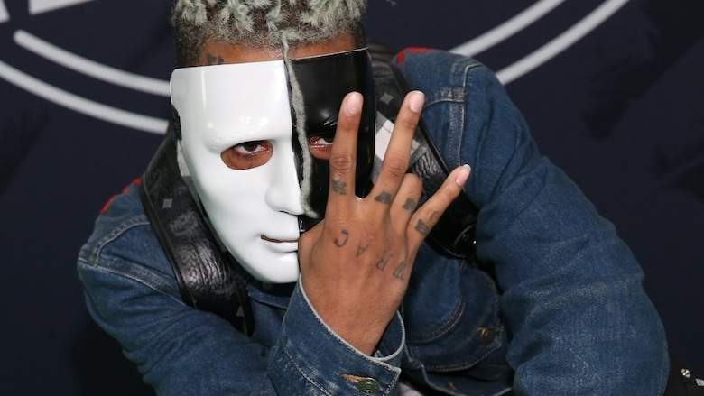 XXXTentacion attends the BET Hip Hop Awards 2017.