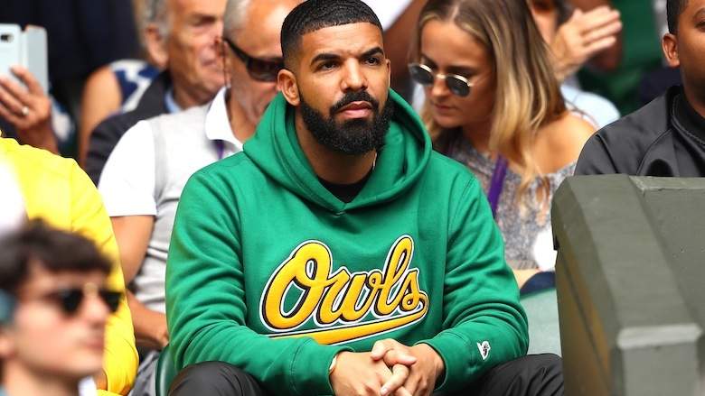 Drake attends Wimbledon.