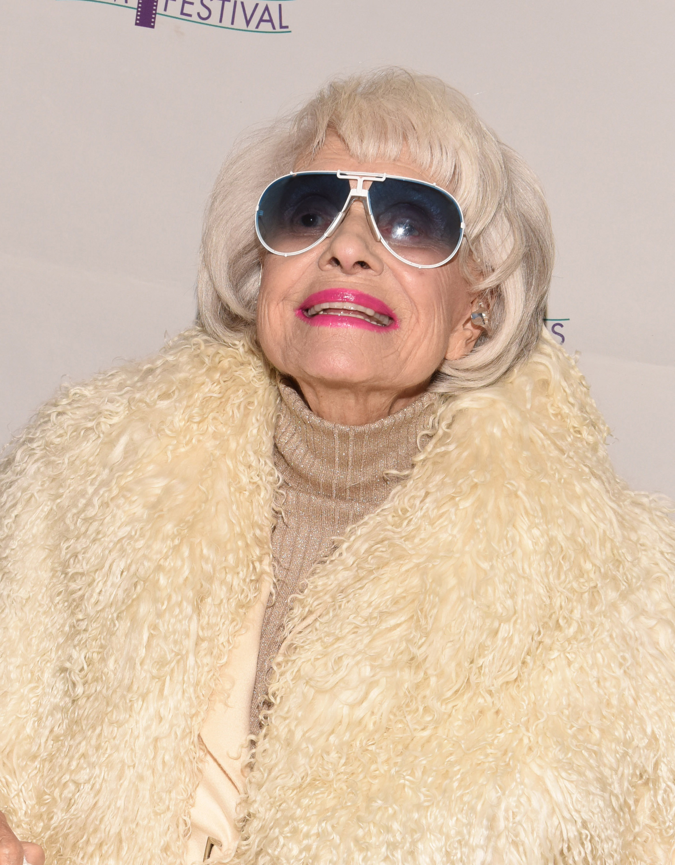 Carol Channing Dead