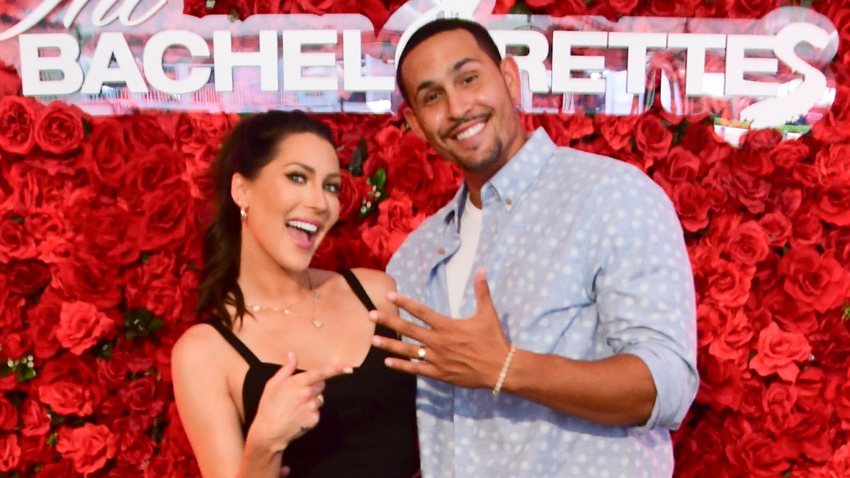 Becca Kufrin and Thomas Jacobs