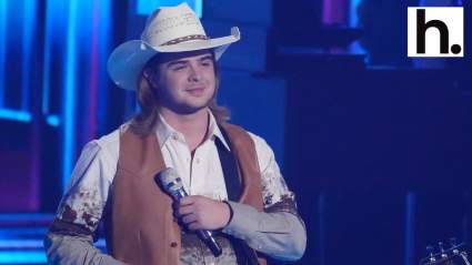 Colin Stough of ‘American Idol’ Performs on Live With Kelly & Mark