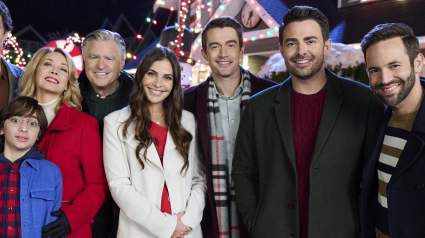 Jonathan Bennett Pens Emotional Post About Christmas Con