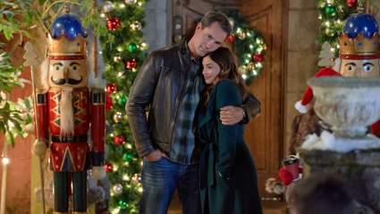 ‘Mystery on Mistletoe Lane’ Behind-the-Scenes: Cast Stories & Filming Locations