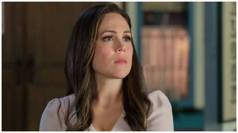 Elizabeth on "When Calls the Heart."
