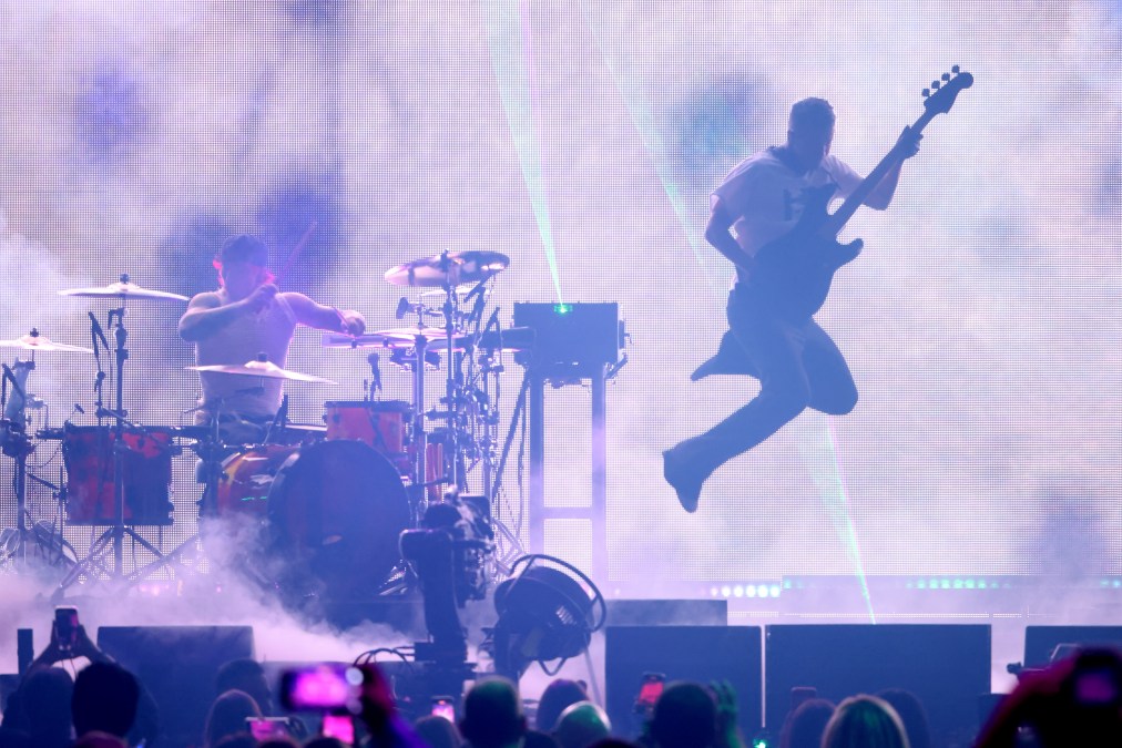 Josh Dun and Tyler Joseph of perform at the iHeartRadio Jingle Ball 2024