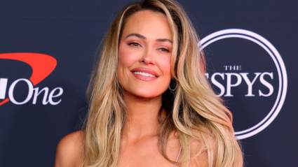 DWTS Fans Are Going Crazy Over Peta Murgatroyd’s Look in New TikTok
