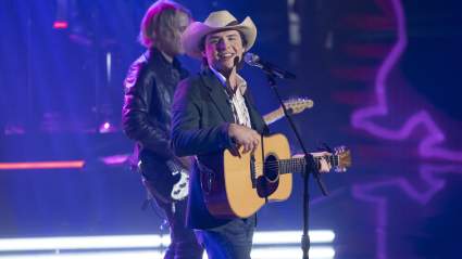 Triumphant Return: ‘Idol’ Finalist’s Hometown Rolls Out Red Carpet for Parade