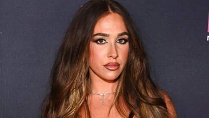 Ariana Biermann Says Mom Kim Zolciak Removed Her Freckles at 14