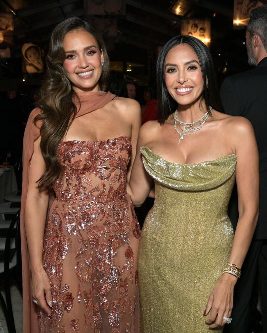 Jessica Alba & Vanessa Bryant