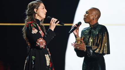 Sara Bareilles in Tears During Tony Awards 2025 in Memoriam Segment [VIDEO]