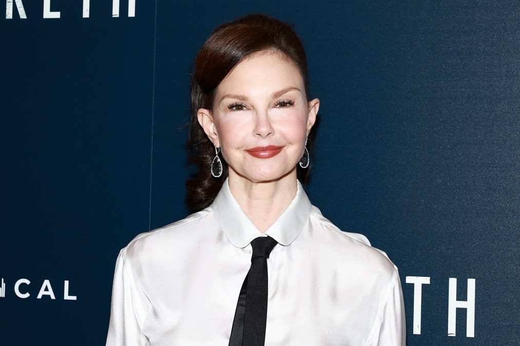  Ashley Judd 