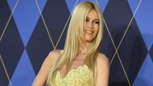 Claudia Schiffer smiling
