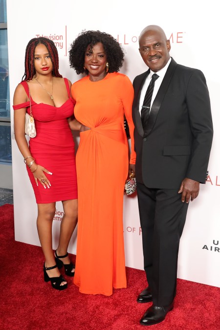 US actress and 2025 Hall of Fame Honoree Viola Davis (C) with her husband Julius Tennon and their daughter Genesis Tennon