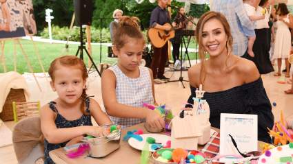 Jessica Alba Posts Rare Photo of All Three of Her Kids & They’re Gorgeous