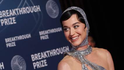 Katy Perry Reveals Knee Injury Following Brave Concert Stunt