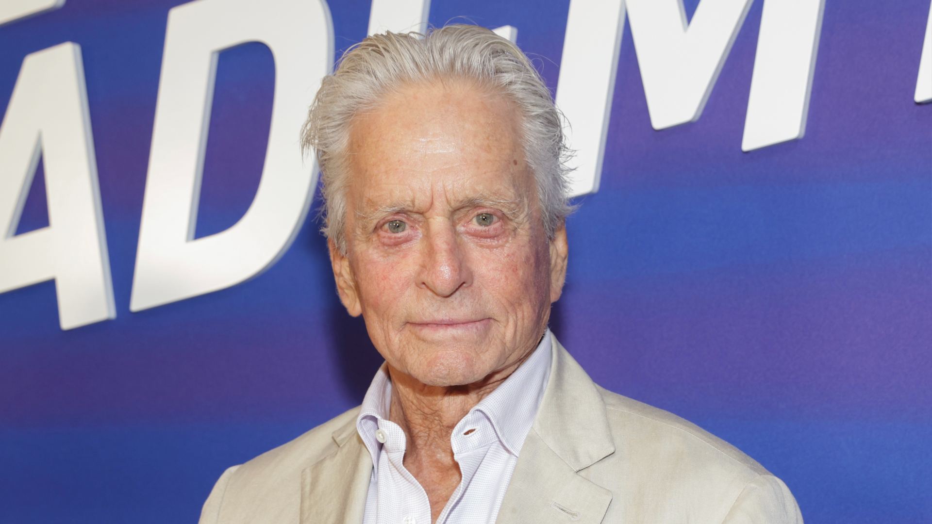 Michael Douglas Dylan