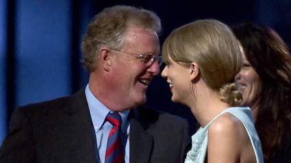 Travis Kelce Involved Taylor Swift’s Dad in a Special Way Before His Proposal