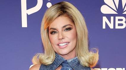 Shania Twain Gives a RARE Relationship Update With New Photo