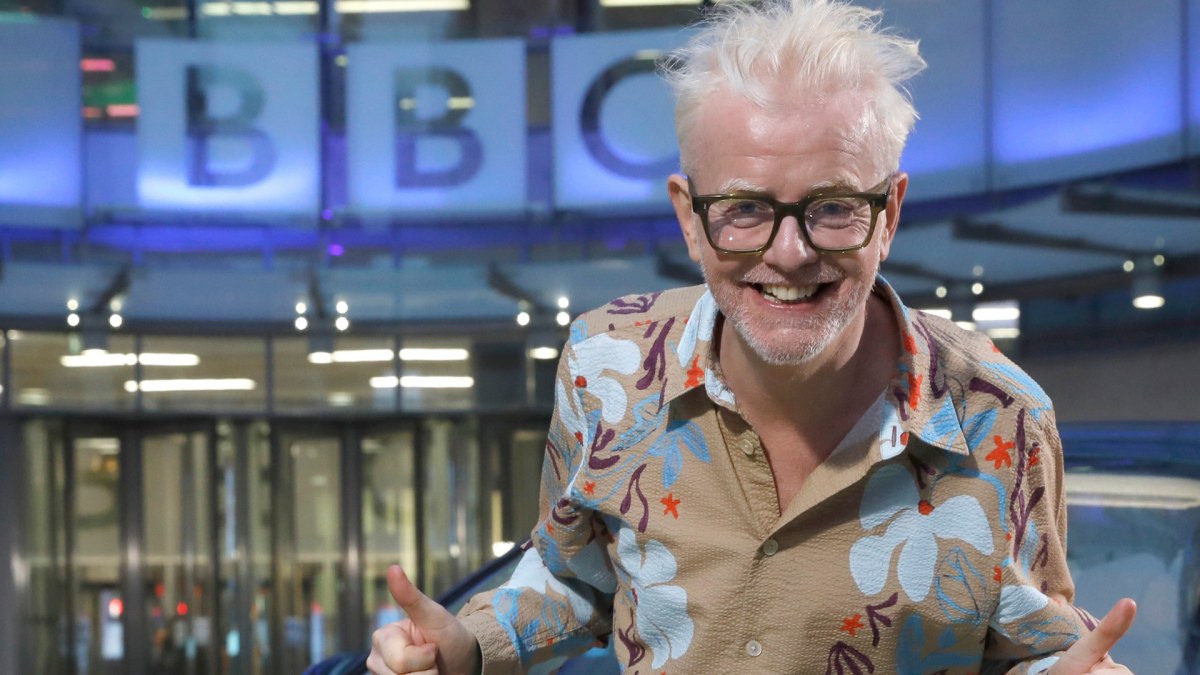 Virgin Radio’s Chris Evans Shares Rare Family Photo