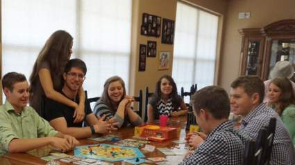 Duggar Receives Support From Fans After Revealing Pregnancy Struggle: PHOTO