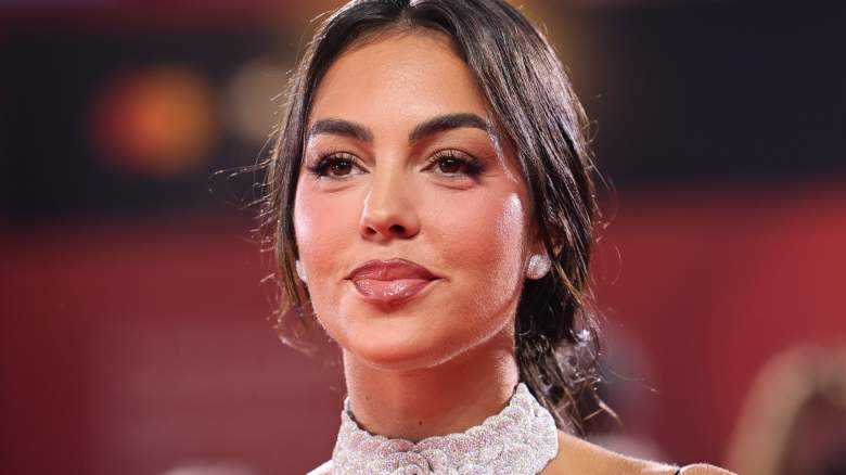 Georgina Rodríguez poses for photos at Venice Film Festival