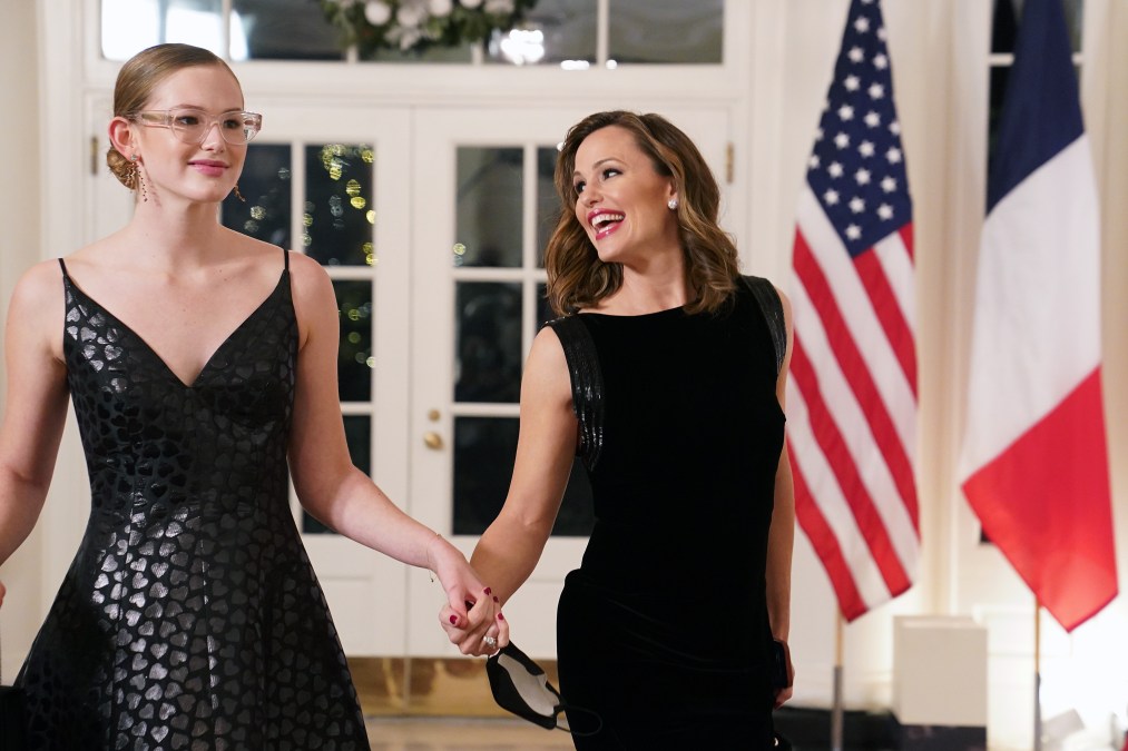 Actress Jennifer Garner and her daughter Violet
