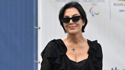 Kris Jenner Wows Fans With Youthful Look at NikeSKIMS Launch [PHOTOS]