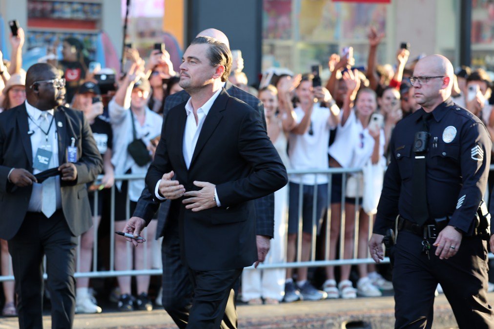Leonardo DiCaprio attends the world premiere of Warner Bros. Pictures' "