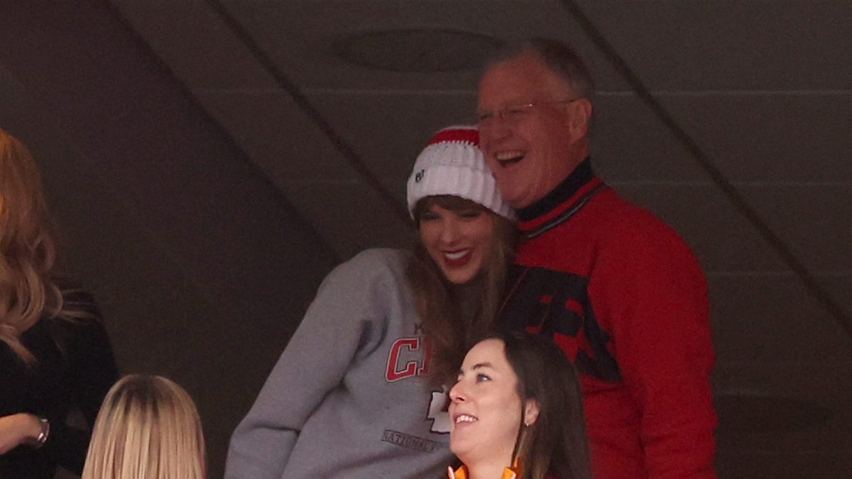 Taylor Swift and Scott Kingsley Swift