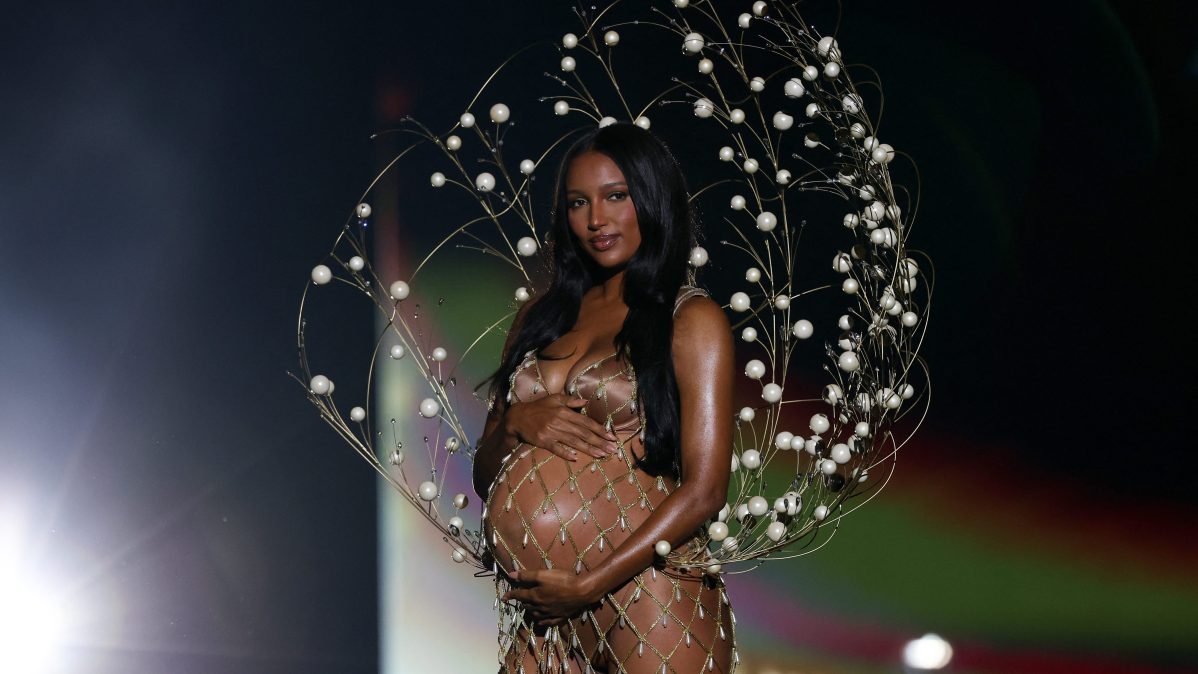 US model Jasmine Tookes
