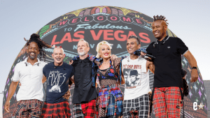 Adrian Young, Tom Dumont, Gwen Stefani, and Tony Kanal