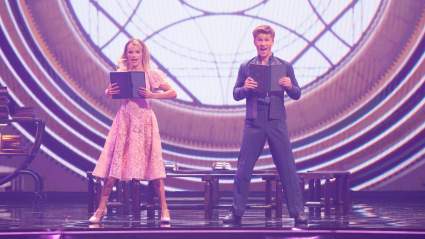 How to Vote for Robert Irwin & Witney Carson on DWTS Tonight 10/28/25