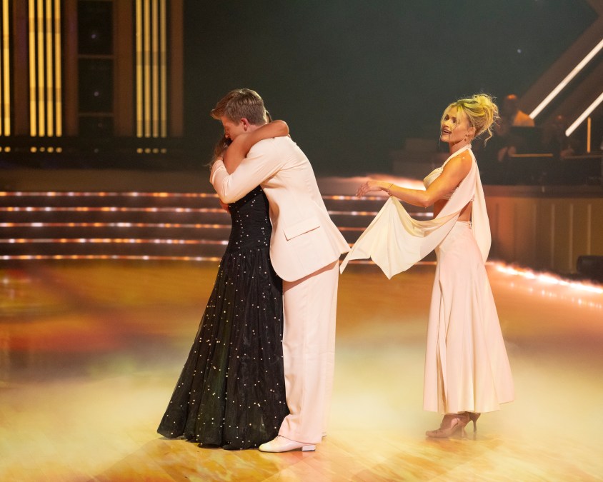 Bindi irwin, 
ROBERT IRWIN, WITNEY CARSON