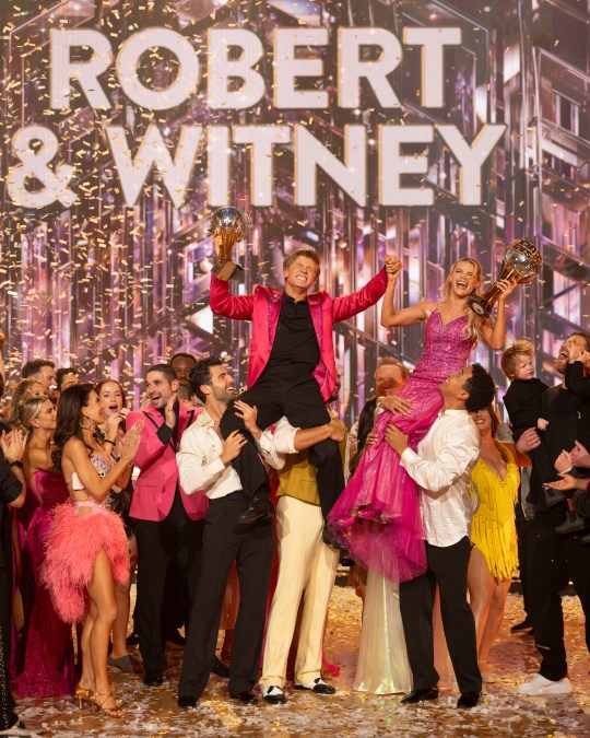 DANIELLA KARAGACH, HILARIA BALDWIN, WHITNEY LEAVITT, ALAN BERSTEN, JAN RAVNIK, ROBERT IRWIN, WITNEY CARSON