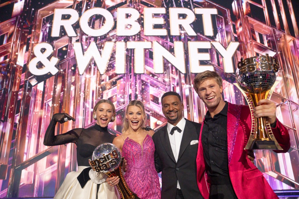 JULIANNE HOUGH, WITNEY CARSON, ALFONSO RIBEIRO, ROBERT IRWIN