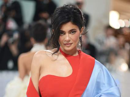 Kylie Jenner Returns to YouTube With Updated Makeup Routine and Teases Video With Khloé Kardashian