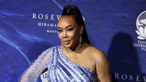 Vivica A. Fox.