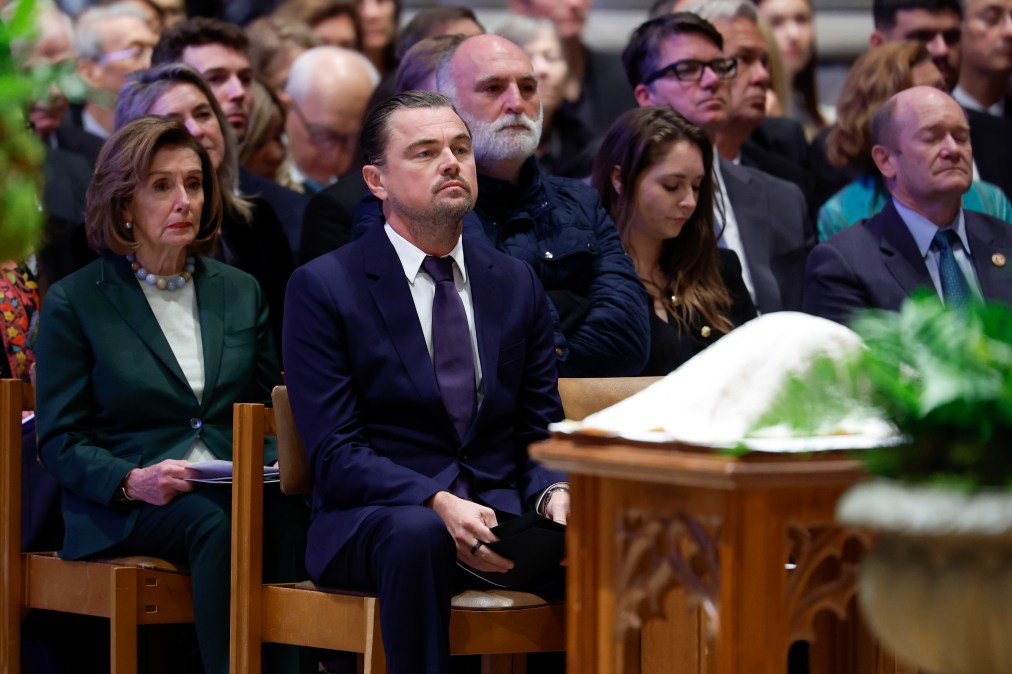 Mourners including (L-R) U.S. Rep. Nancy Pelosi (D-CA), Actor and environmentalist Leonardo DiCaprio, Chef José Andrés and Sen. Chris Coons (D-DE) 