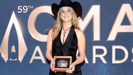 Where to Watch the 2025 CMA Awards Tonight