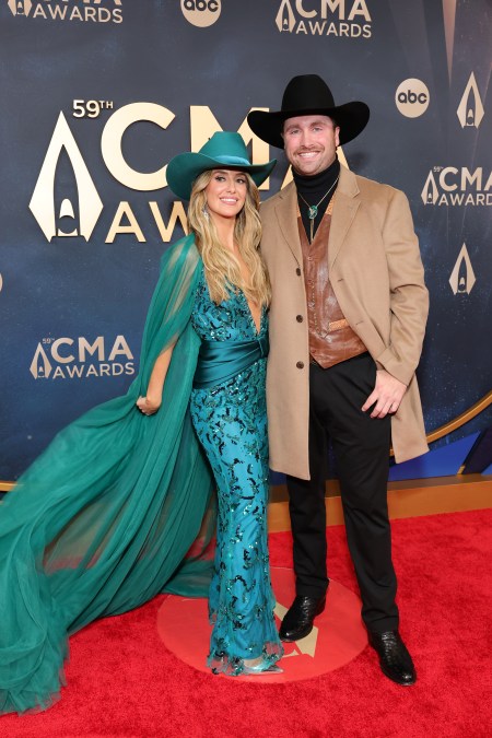 Lainey Wilson smiling at 2025 CMA awards