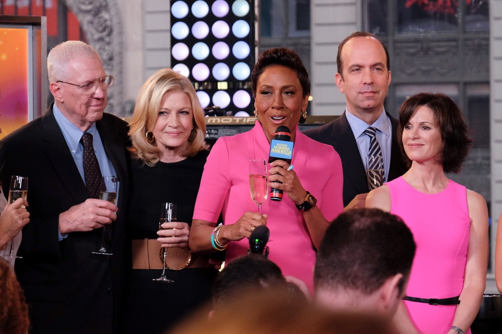 David Hartman, Diane Sawyer, Robin Roberts, Ben Sherwood, and Elizabeth Vargas 