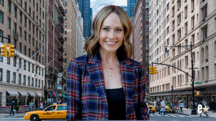 Hallmark Star Admits She’s Rewatched Iconic 90s Series at Least ‘Two Dozen Times’